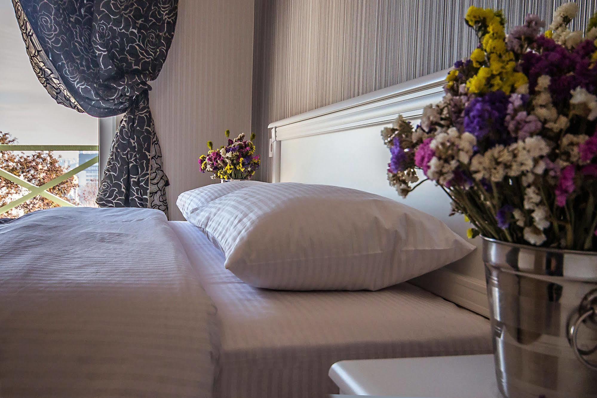 Mini Hotel Ryleev Harkiv Dış mekan fotoğraf